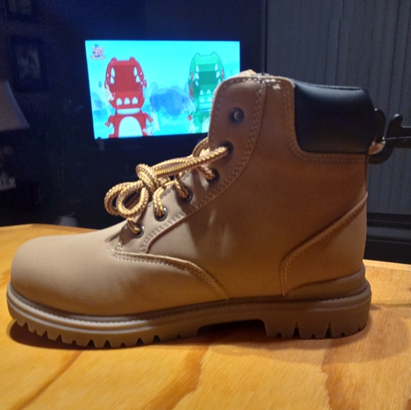 NWT BOYS TUCKER BOOT - Picture 4 of 6